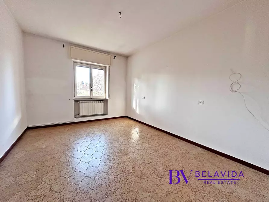 Immagine 14 di Villa in vendita  in Via Lussemburgo 49 a Ispra