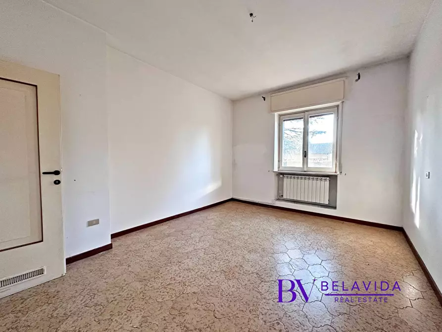 Immagine 8 di Villa in vendita  in Via Lussemburgo 49 a Ispra