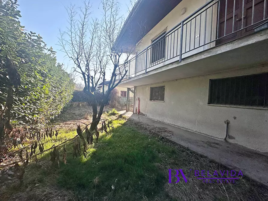Immagine 34 di Villa in vendita  in Via Lussemburgo 49 a Ispra