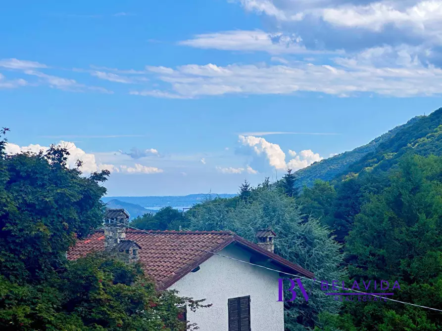 Immagine 3 di Villa in vendita  in Via Cardia 6 a Gignese