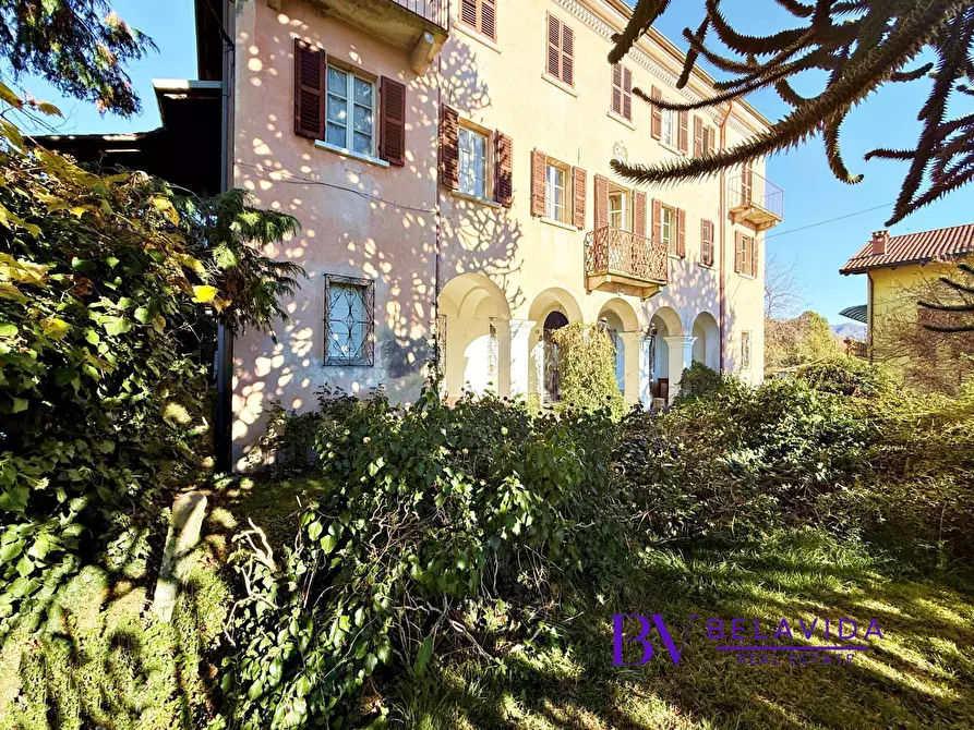 Immagine 10 di Villa in vendita  in Via Dottor Secondino Mazzone 21 a Serravalle Sesia