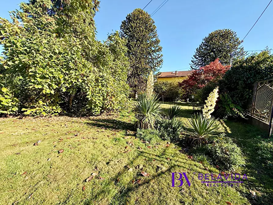 Immagine 14 di Villa in vendita  in Via Dottor Secondino Mazzone 21 a Serravalle Sesia