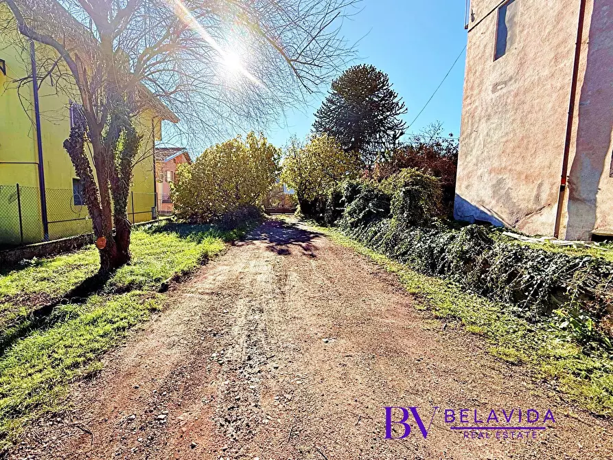 Immagine 15 di Villa in vendita  in Via Dottor Secondino Mazzone 21 a Serravalle Sesia