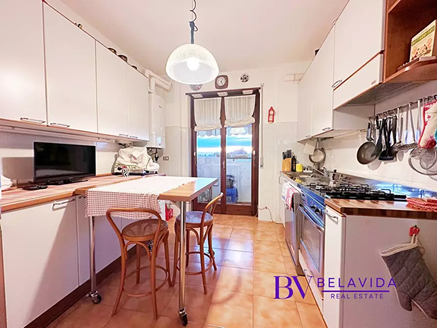 Immagine 12 di Appartamento in vendita  in Via Della Ravizza 30 a Somma Lombardo