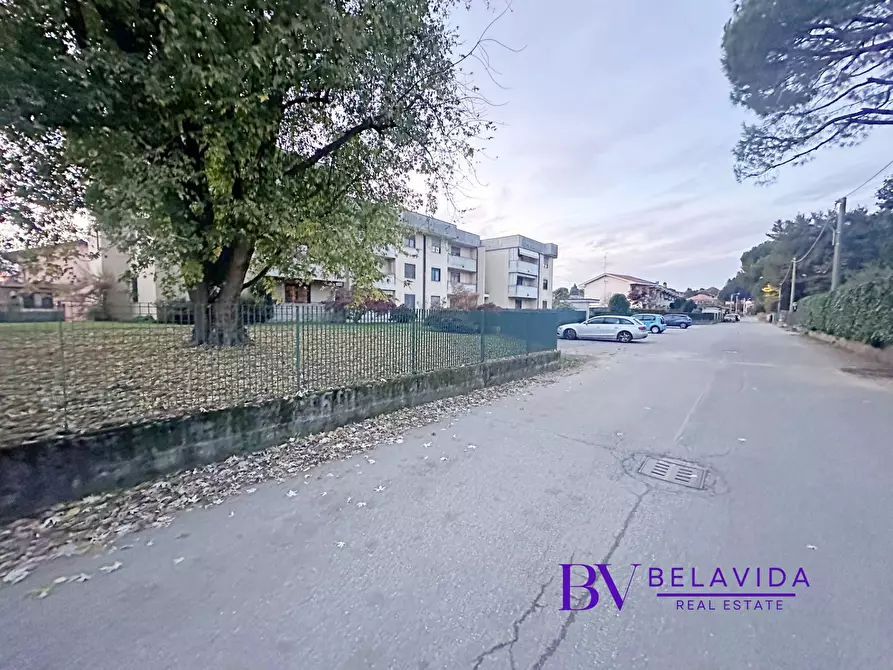 Immagine 34 di Appartamento in vendita  in Via Della Ravizza 30 a Somma Lombardo