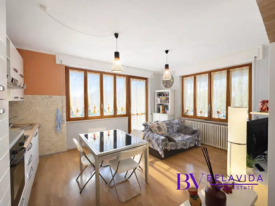 Immagine 6 di Appartamento in vendita  in Via XIV Maggio 37 a Varallo