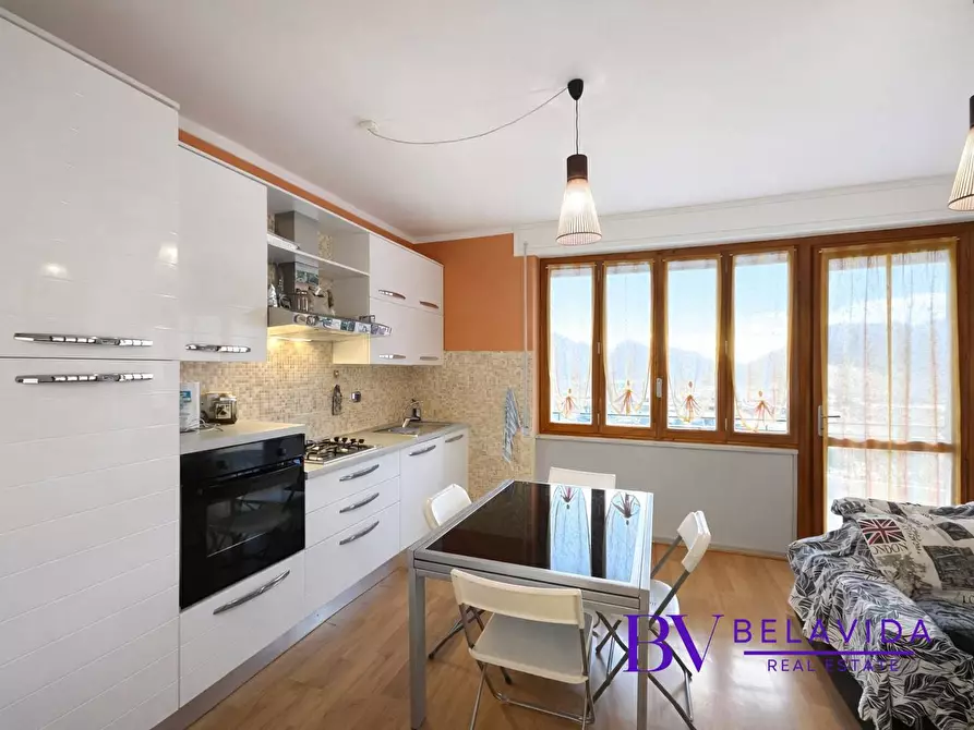 Immagine 8 di Appartamento in vendita  in Via XIV Maggio 37 a Varallo