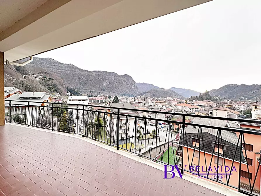 Immagine 28 di Appartamento in vendita  in Via XIV Maggio 37 a Varallo