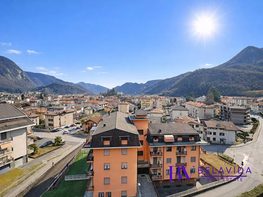 Immagine 3 di Appartamento in vendita  in Via XIV Maggio 37 a Varallo