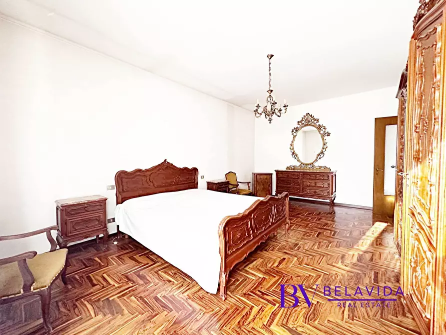 Immagine 3 di Appartamento in vendita  in Via Vittorio Veneto 5 a Borgosesia