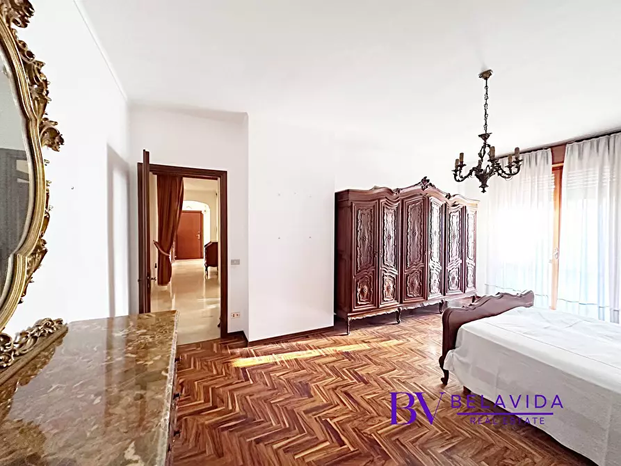 Immagine 4 di Appartamento in vendita  in Via Vittorio Veneto 5 a Borgosesia