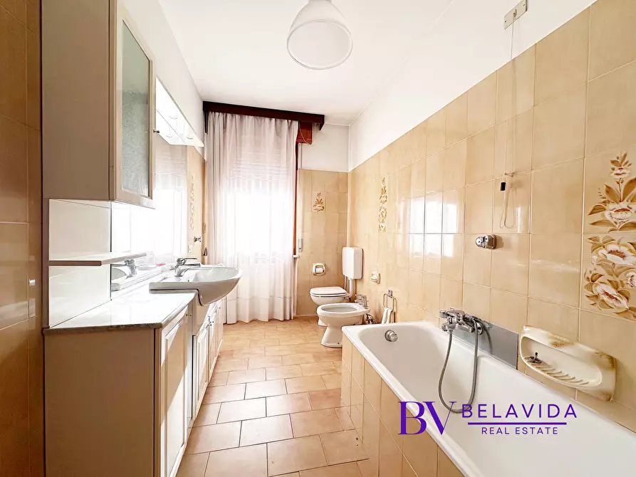 Immagine 6 di Appartamento in vendita  in Via Vittorio Veneto 5 a Borgosesia