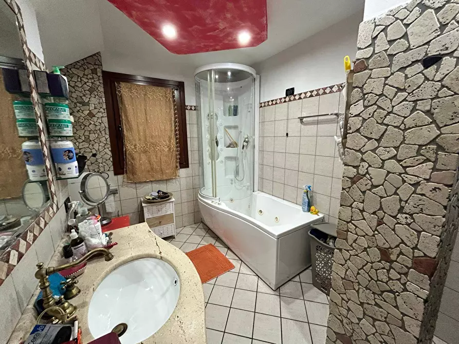 Immagine 23 di Villetta a schiera in vendita  a Rovigo