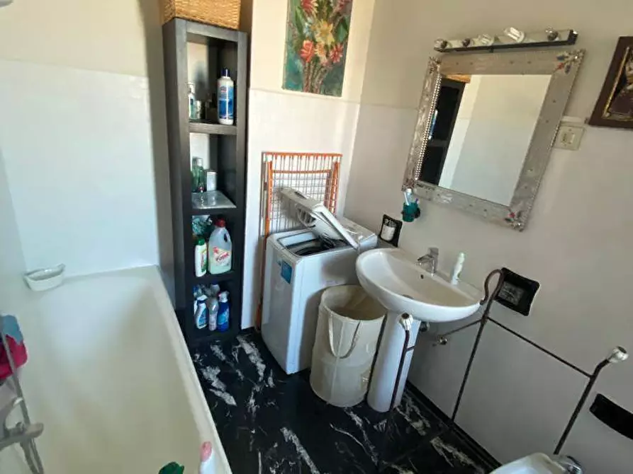 Immagine 8 di Appartamento in vendita  in Corso del popolo 66 a Rovigo