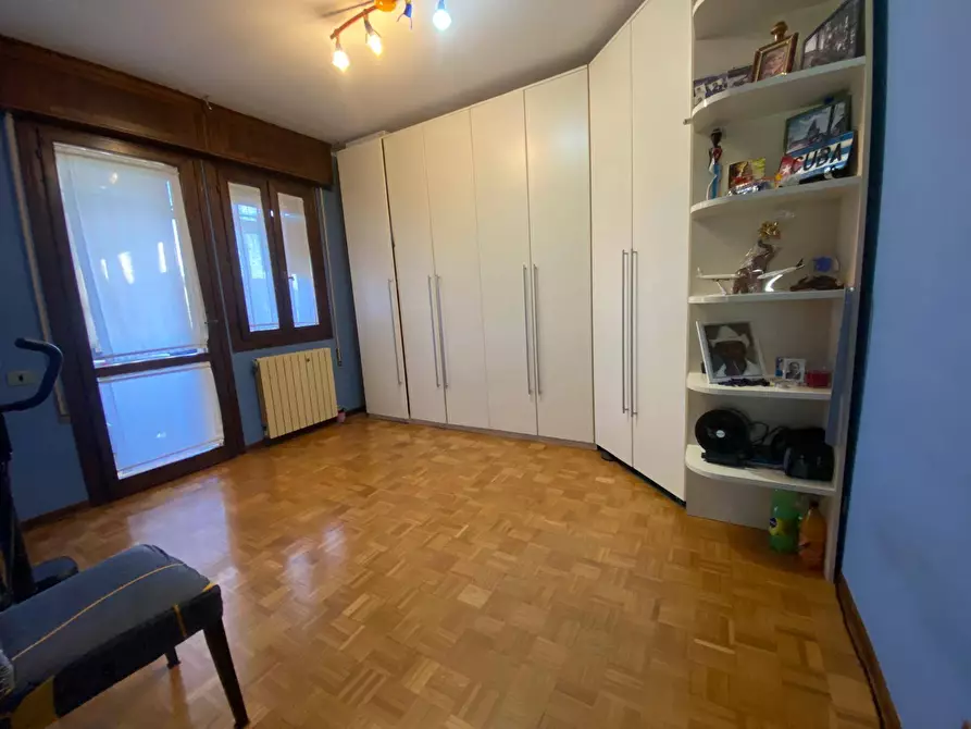 Immagine 15 di Appartamento in vendita  in via solferino a Rovigo