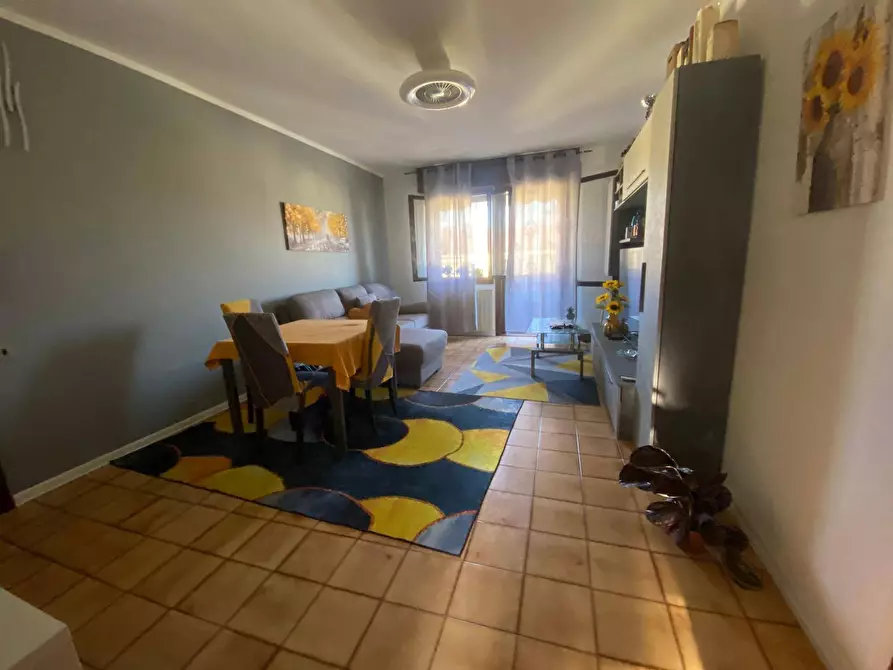 Immagine 1 di Appartamento in vendita  in via solferino a Rovigo