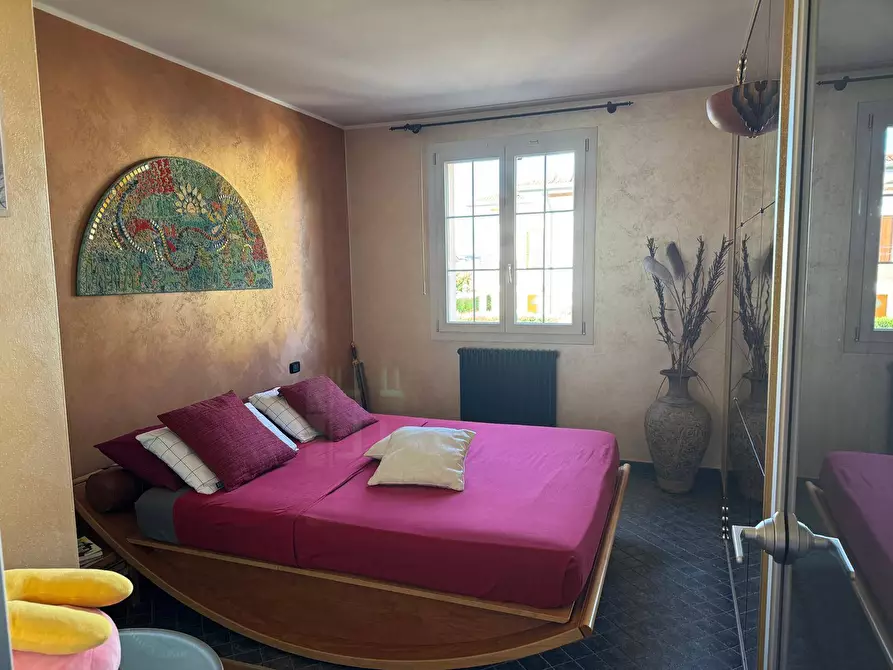 Immagine 8 di Casa semindipendente in vendita  a Rovigo