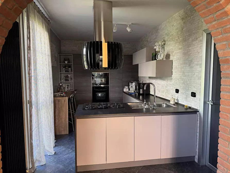 Immagine 5 di Casa semindipendente in vendita  a Rovigo