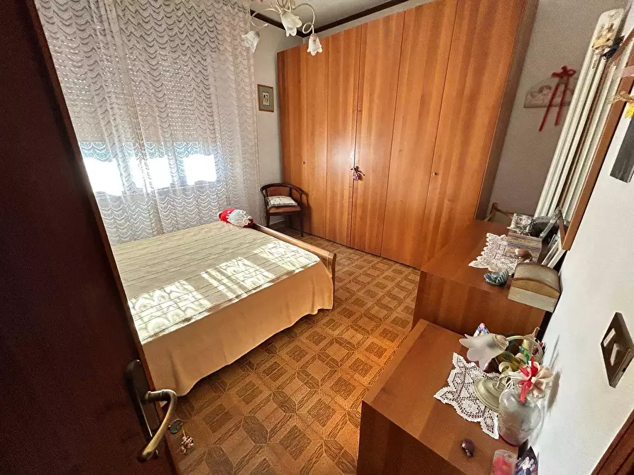 Immagine 10 di Villa in vendita  in via volturno 19 a Rovigo