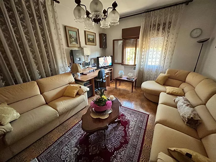 Immagine 27 di Villa in vendita  in via volturno 19 a Rovigo