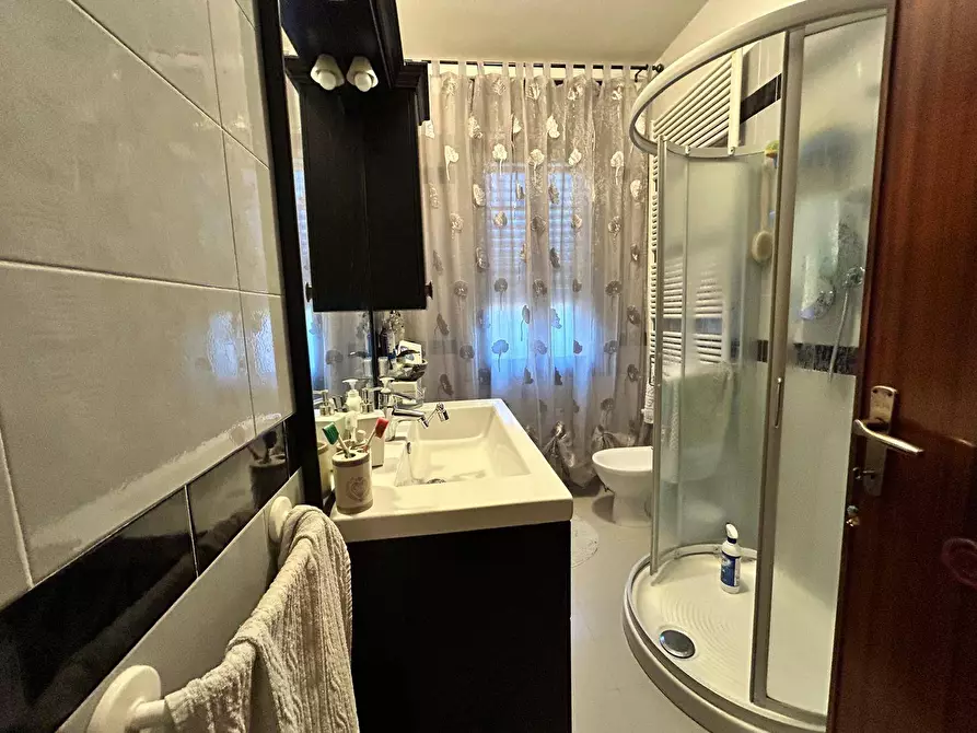 Immagine 29 di Villa in vendita  in via volturno 19 a Rovigo