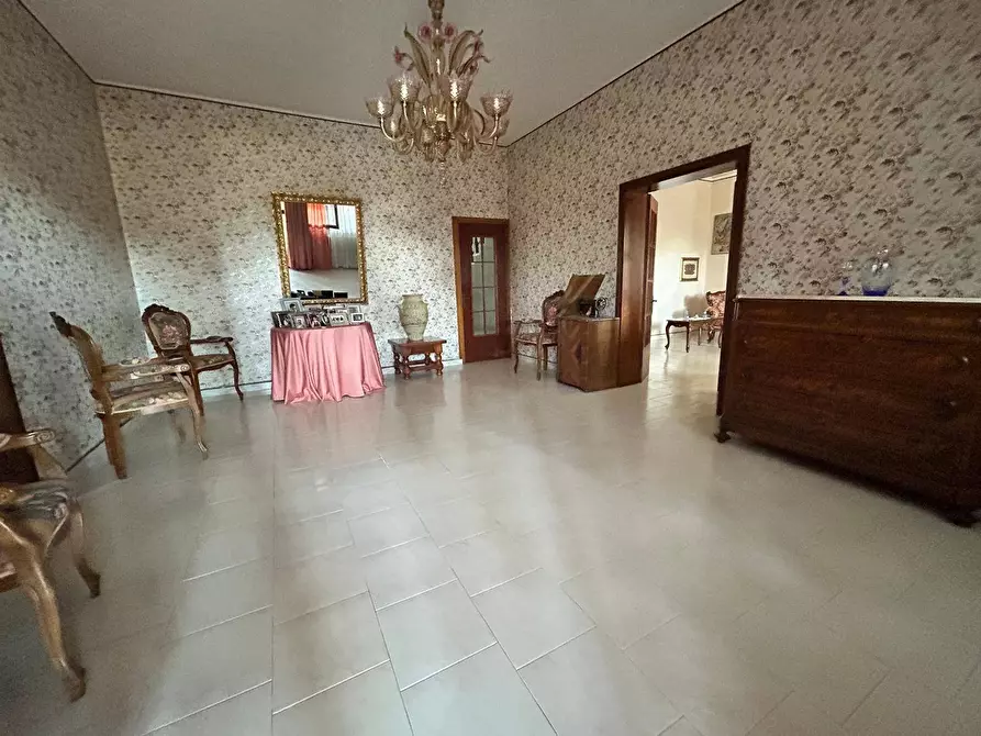 Immagine 3 di Villa in vendita  in via san gaetano 1 a Rovigo