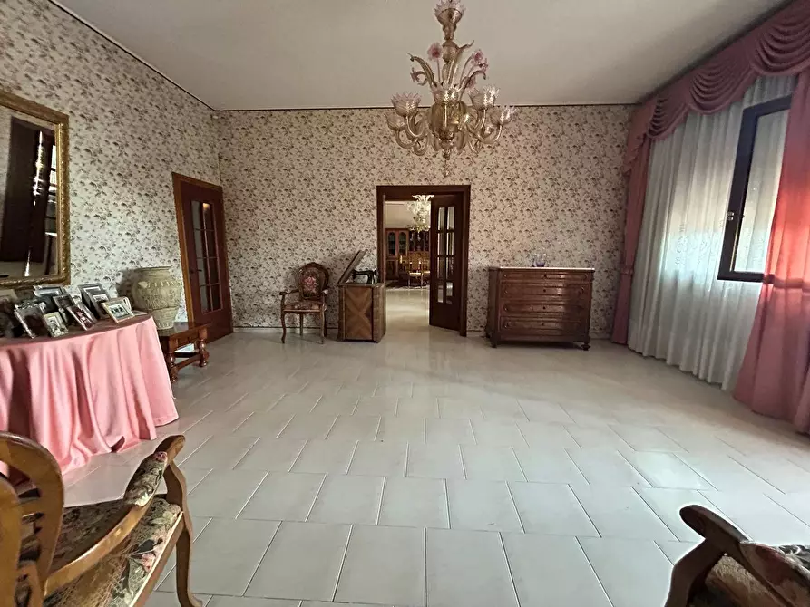 Immagine 11 di Villa in vendita  in via san gaetano 1 a Rovigo