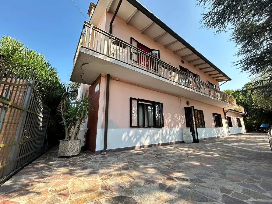 Immagine 44 di Villa in vendita  in via san gaetano 1 a Rovigo