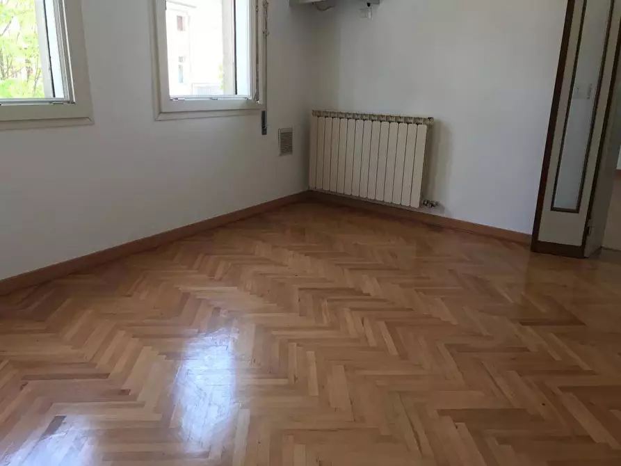 Immagine 3 di Ufficio in affitto  in corso del popolo a Rovigo