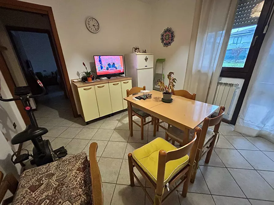 Immagine 3 di Appartamento in vendita  in VIA VITTORIO VENETO a Rovigo