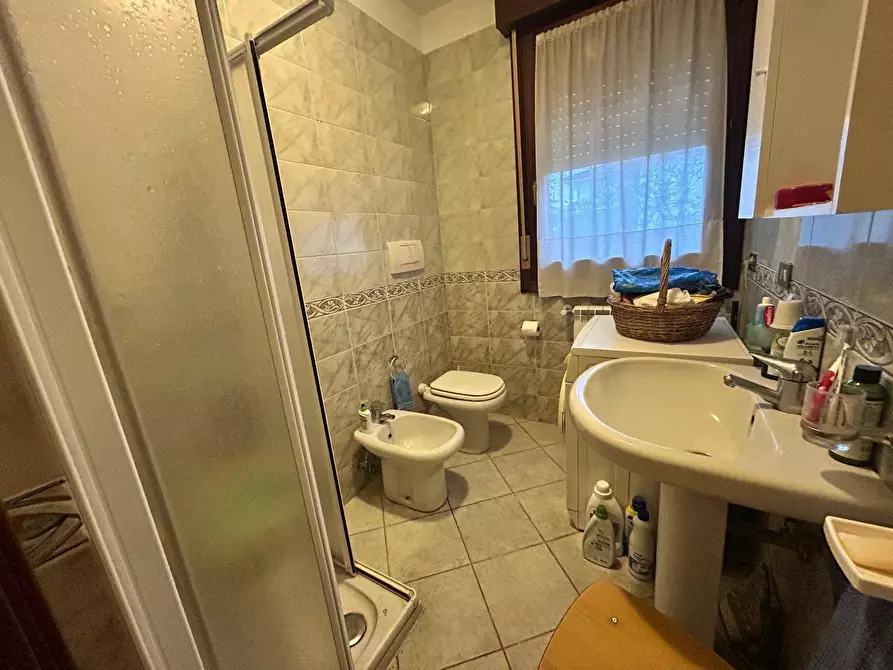 Immagine 4 di Appartamento in vendita  in VIA VITTORIO VENETO a Rovigo