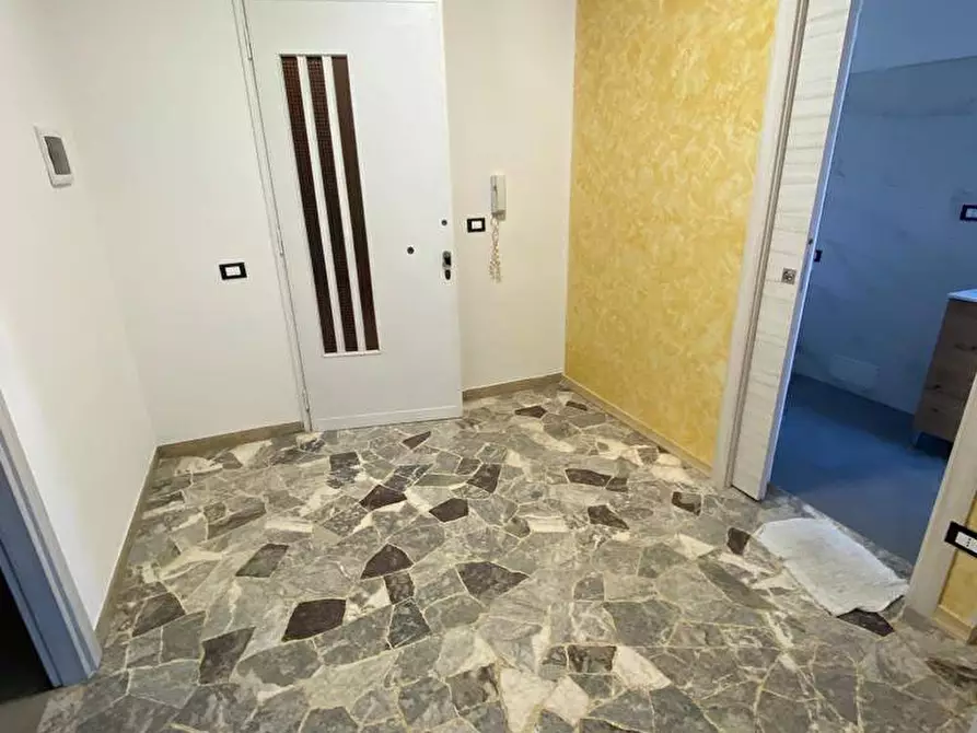 Immagine 1 di Appartamento in vendita  a Rovigo