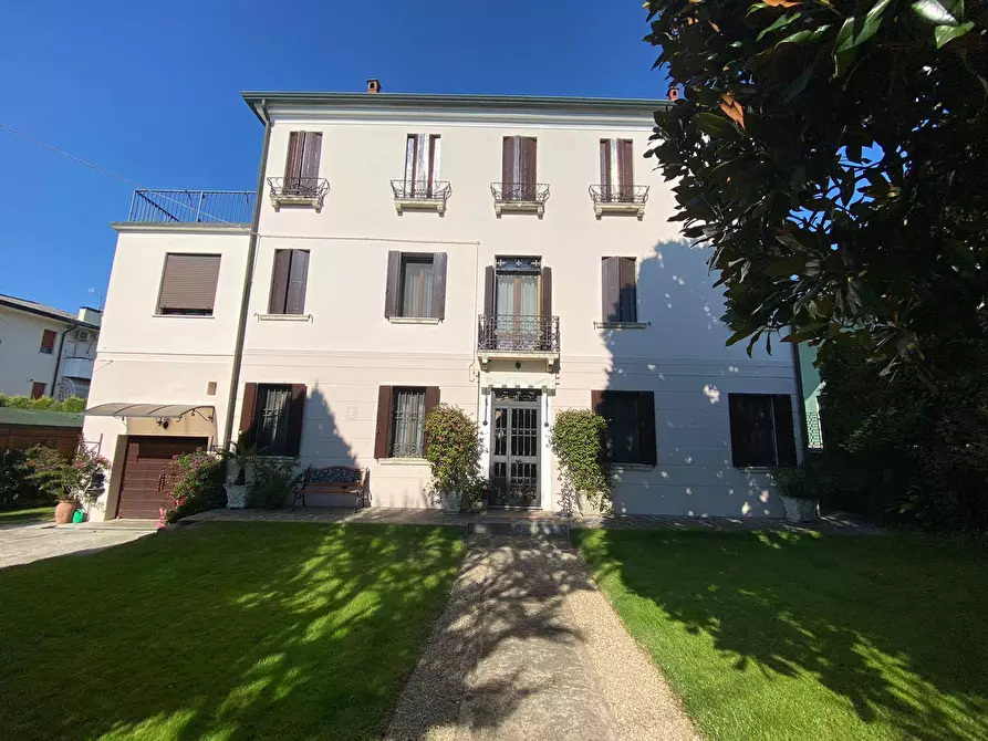 Immagine 3 di Villa in vendita  in VIA ANTONIO DE PAOLI a Polesella