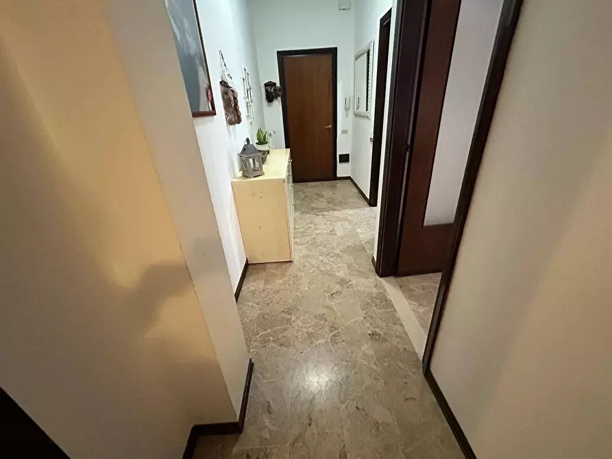Immagine 2 di Appartamento in affitto  a Rovigo