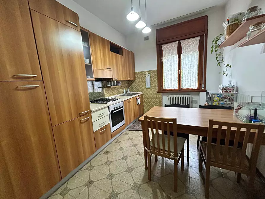 Immagine 3 di Appartamento in affitto  a Rovigo