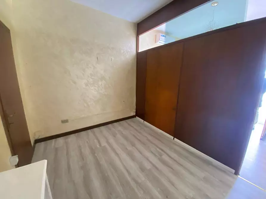 Immagine 4 di Ufficio in affitto  a Rovigo