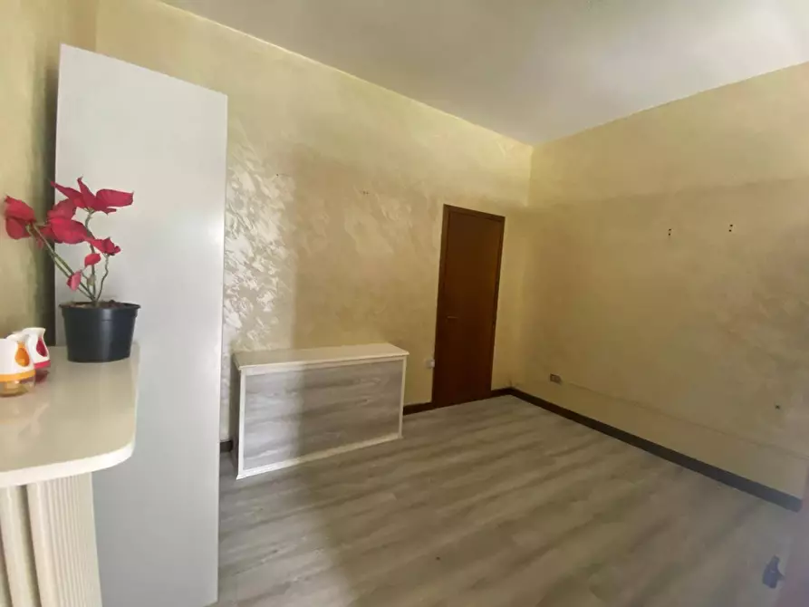 Immagine 1 di Ufficio in affitto  a Rovigo