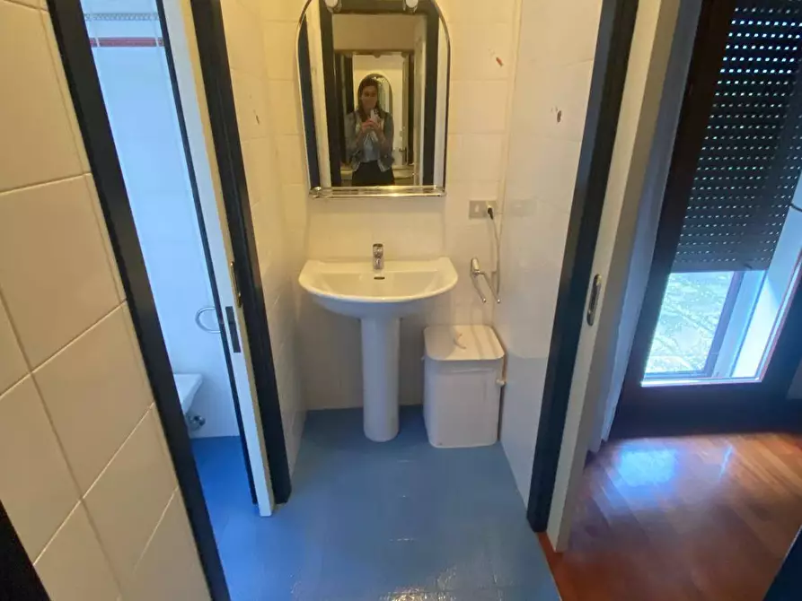 Immagine 10 di Appartamento in affitto  in viale verona 10 a Rovigo
