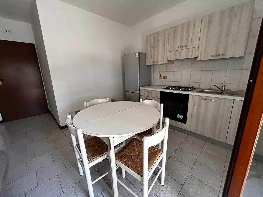 Immagine 2 di Appartamento in vendita  in Viale Fuà Fusinato 23 a Rovigo