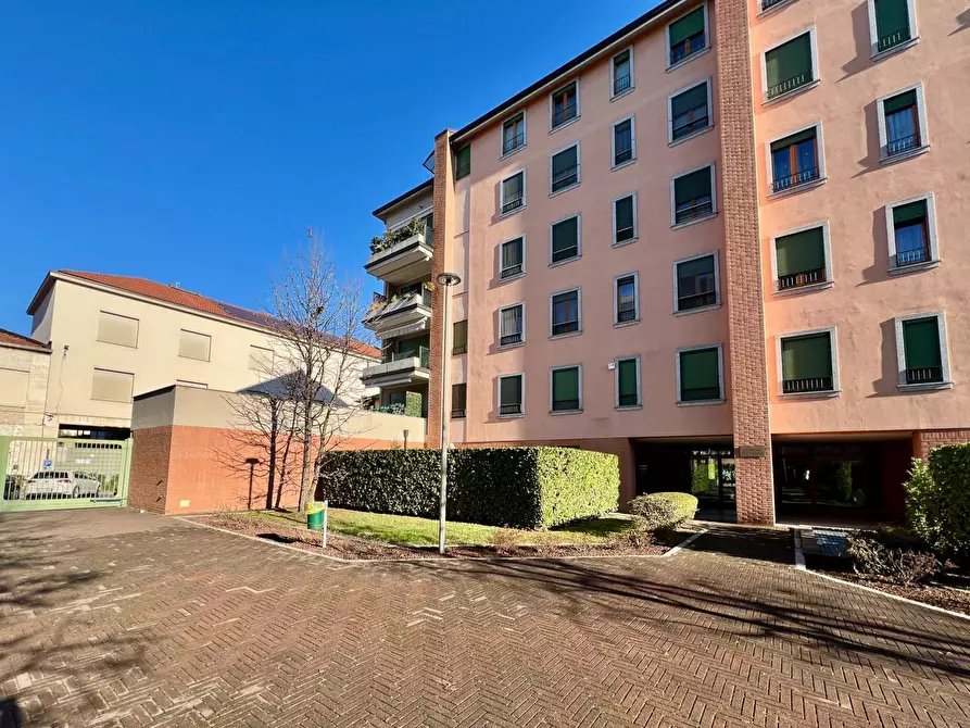 Immagine 4 di Appartamento in affitto  in Via Marsala 17 a Monza