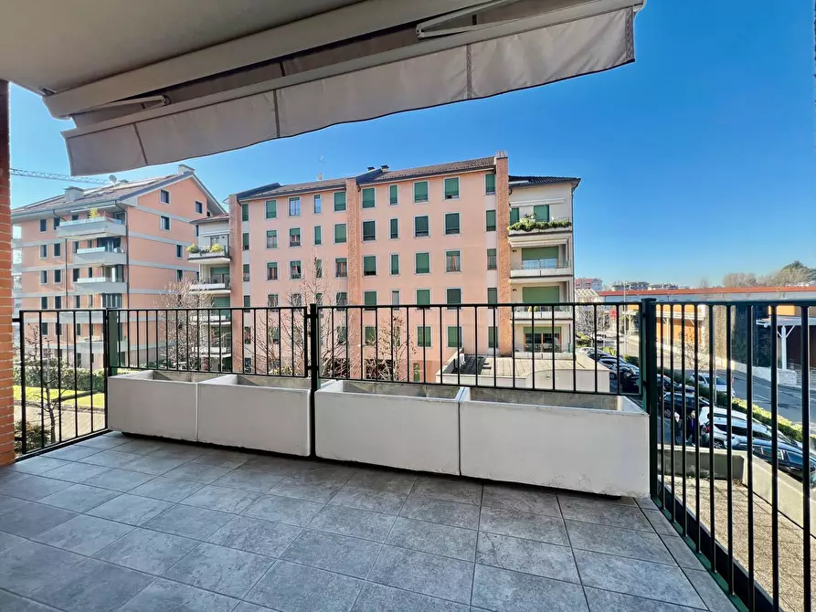 Immagine 25 di Appartamento in affitto  in Via Marsala 17 a Monza