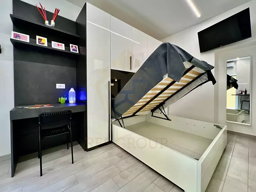 Immagine 34 di Appartamento in affitto  in Via Carlo Farini 36 a Milano