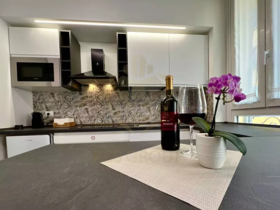 Immagine 1 di Appartamento in affitto  in Via Carlo Farini 36 a Milano