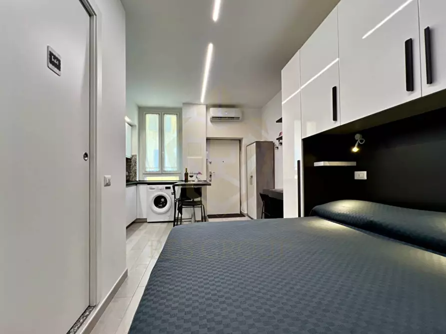 Immagine 39 di Appartamento in affitto  in Via Carlo Farini 36 a Milano