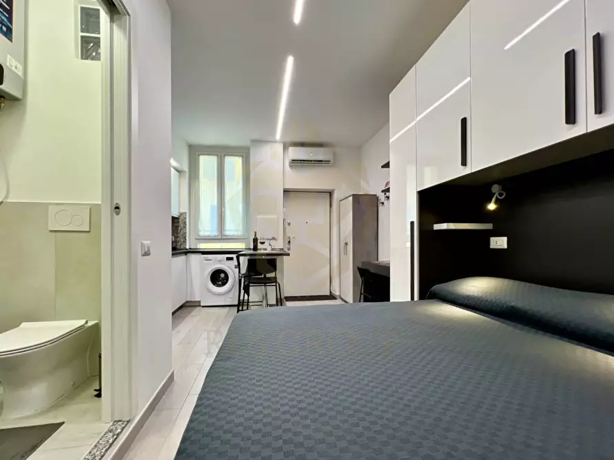 Immagine 40 di Appartamento in affitto  in Via Carlo Farini 36 a Milano