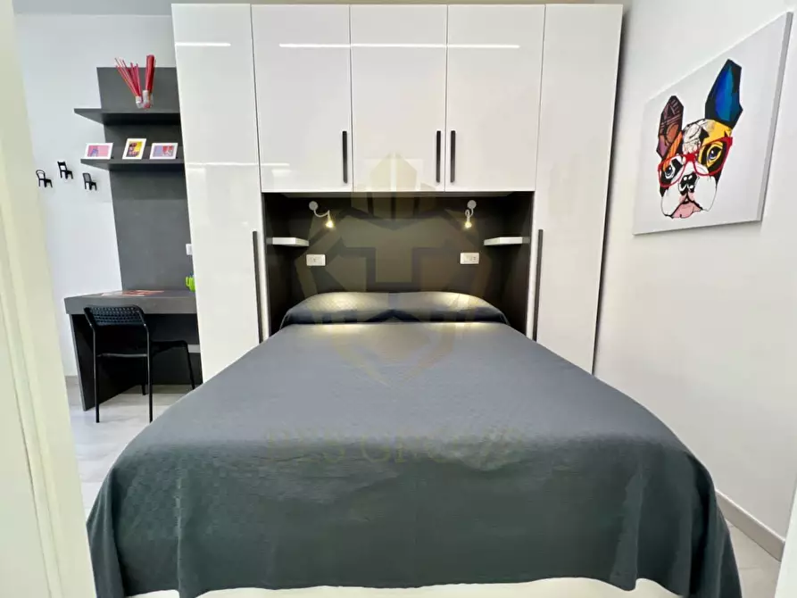 Immagine 45 di Appartamento in affitto  in Via Carlo Farini 36 a Milano
