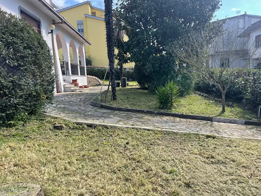 Immagine 41 di Villa in vendita  in Via Don Luigi Sturzo a Campagnano Di Roma