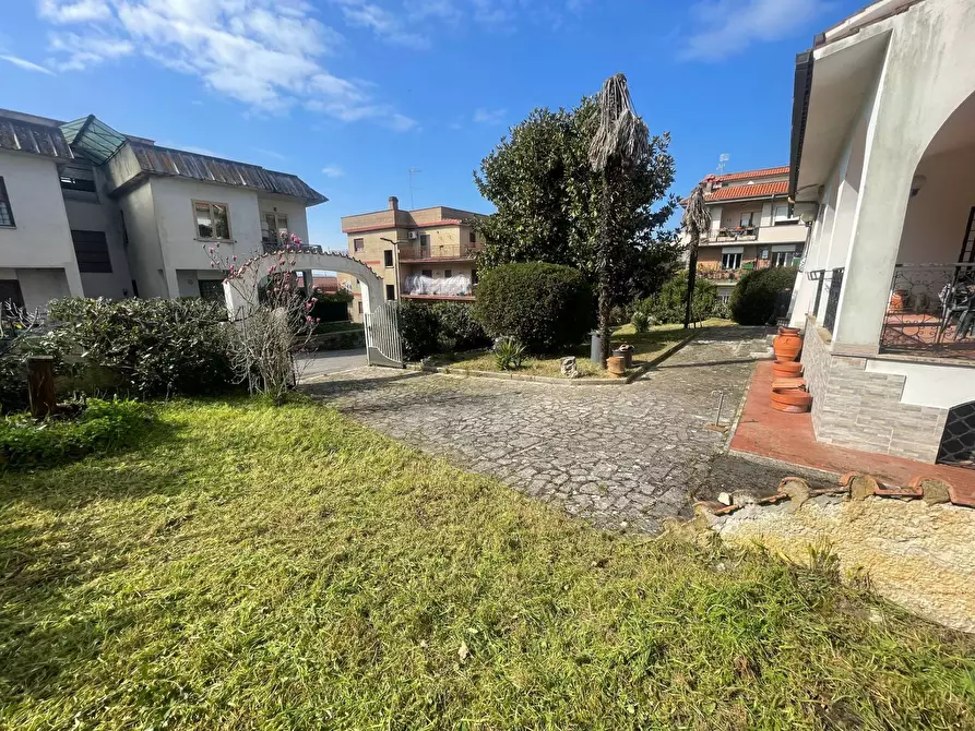 Immagine 43 di Villa in vendita  in Via Don Luigi Sturzo a Campagnano Di Roma
