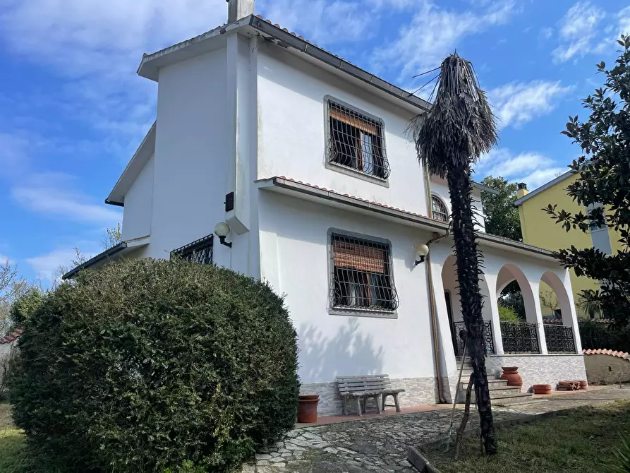 Immagine 20 di Villa in vendita  in Via Don Luigi Sturzo a Campagnano Di Roma