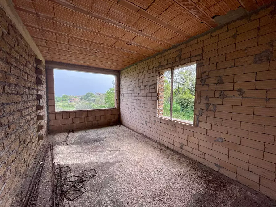 Immagine 6 di Rustico / casale in vendita  in via Monterosi a Monterosi